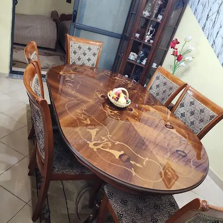 Cozy Villa Tiran